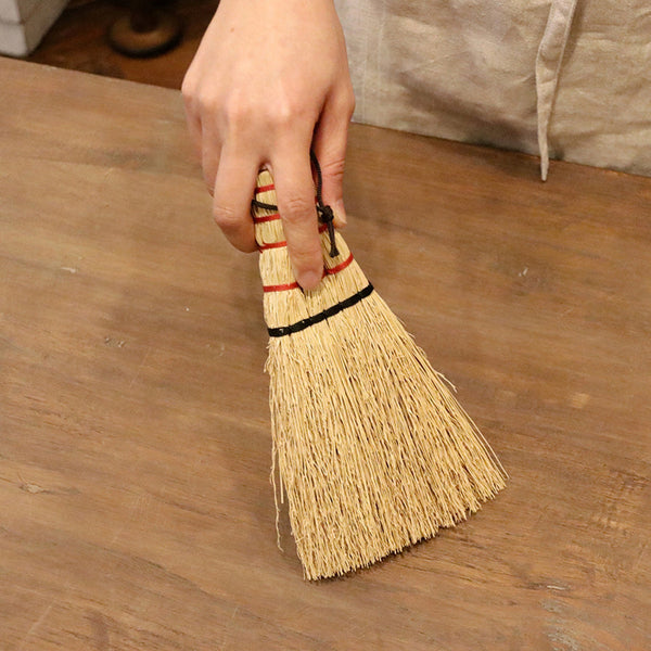 Edo Hand Broom